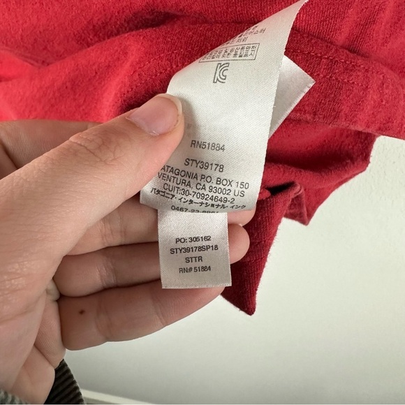 Patagonia Red Responsibili-Tee Short Sleeve Regular Fit Tee Shirt Size Large - Picture 6 of 8